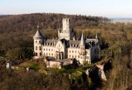 
                                  Schloss Marienburg aus der Vogelperspektive